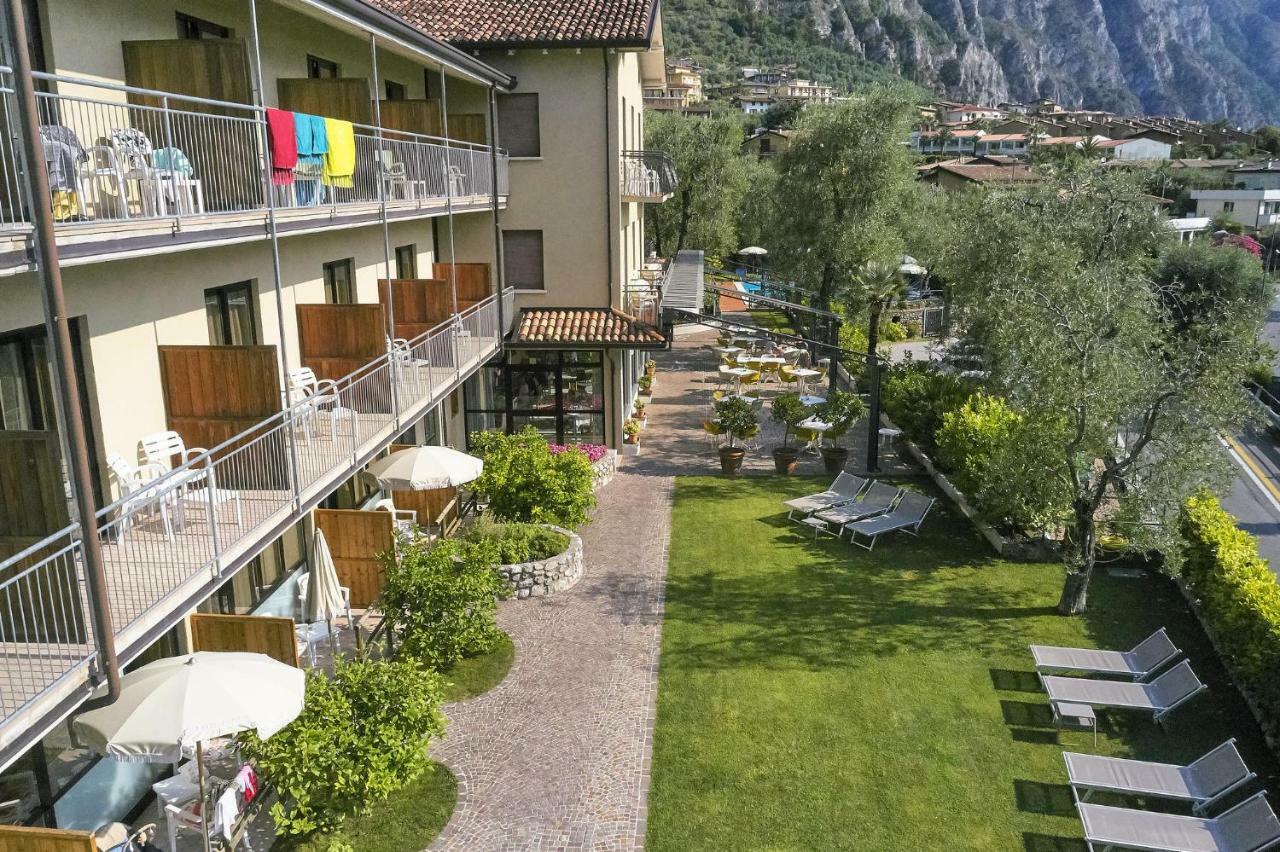 Hotel Rosemarie Limone sul Garda Exterior foto